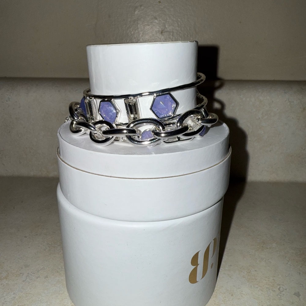 Elegant Silver Bracelet with Lavender Highlights